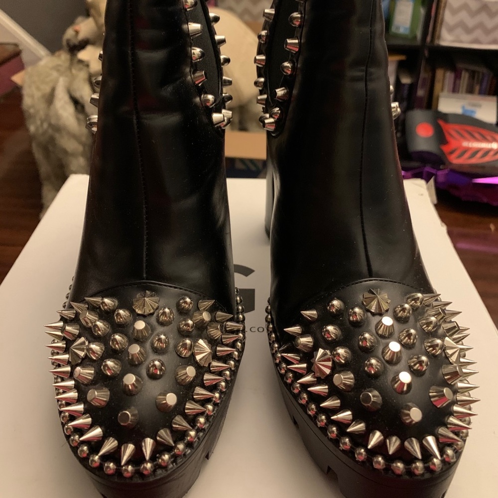 Ego spiked boots